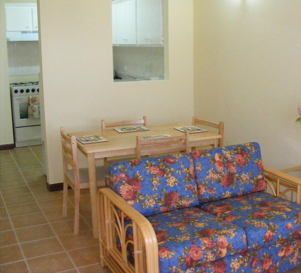 Paige Pond Country Inn St. John's Bagian luar foto